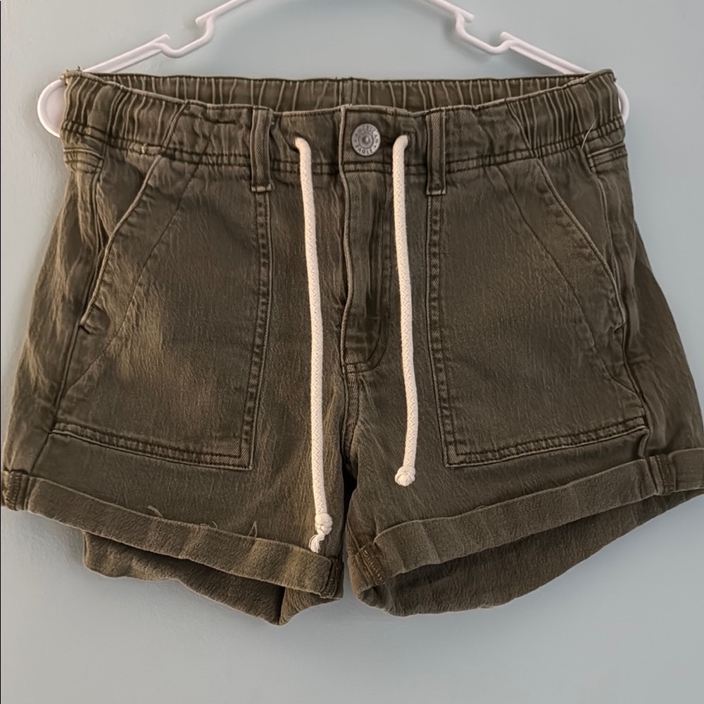 AE Olive Green Women's Shorts oversized 2